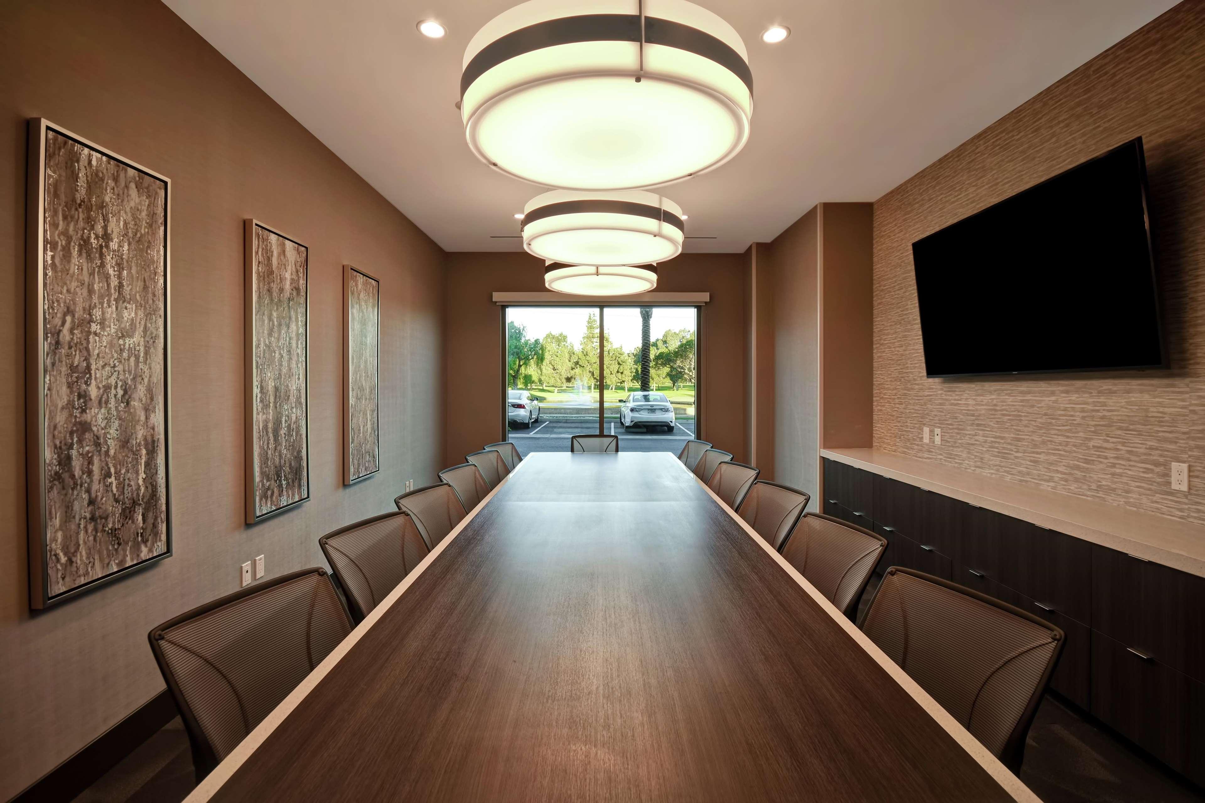 Home2 Suites By Hilton Los Angeles Montebello Bagian luar foto
